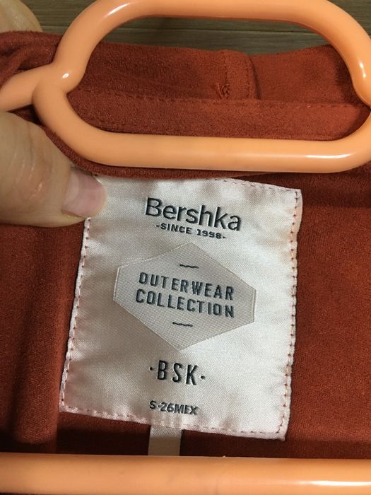 Vesta cu franjuri Bershka