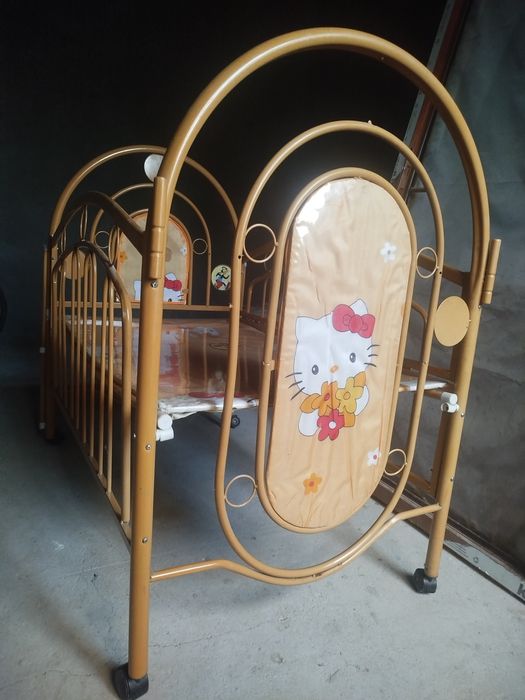 Детские кроватки