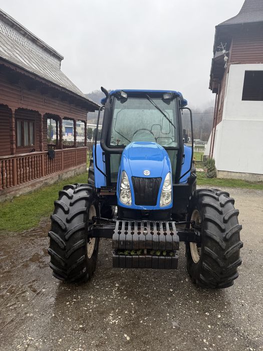 New Holland T5060 2012