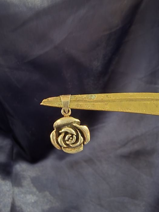 Pandantiv floare trandafir din argint 925