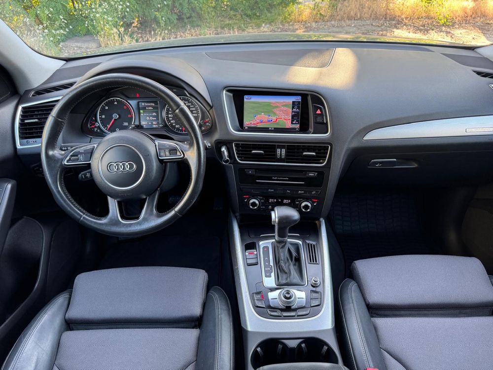 Audi Q5 Sport-Line 4x4 Automat