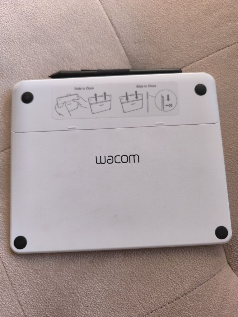 Wacom Intuos графичен таблет