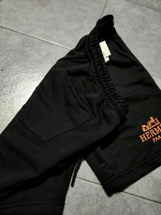 Къси панталони НАМАЛЕНИ