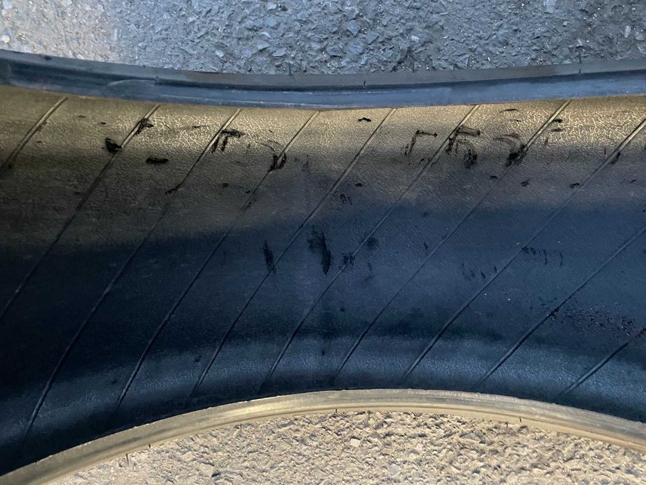 Продавам MIchelin crossclimate 2 всесезонни гуми 235/45/18 Dot 2023 5m