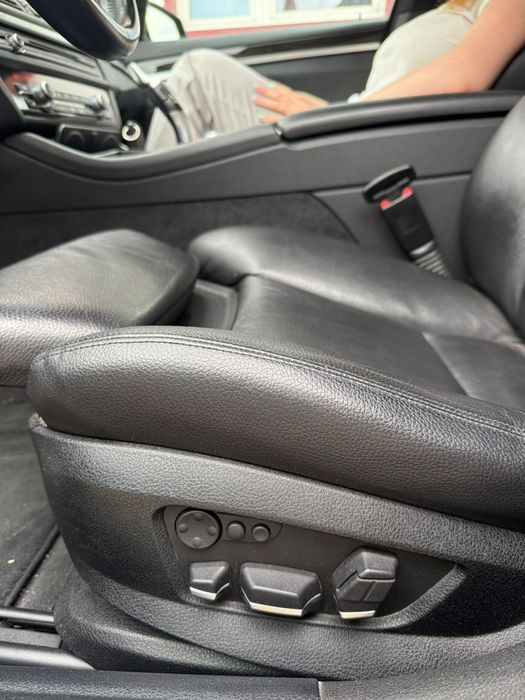 BMW Seria 5 F10 • 2.0 Diesel 184 CP • Pachet M 3 Butoane