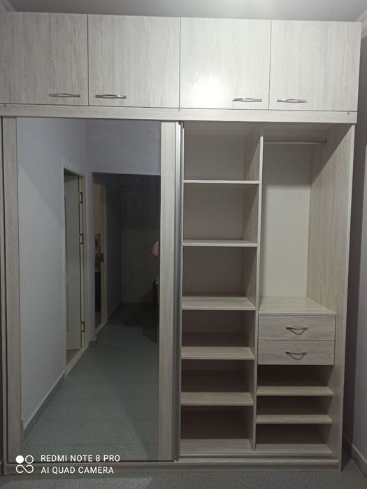 Срочно продается Шкаф купе