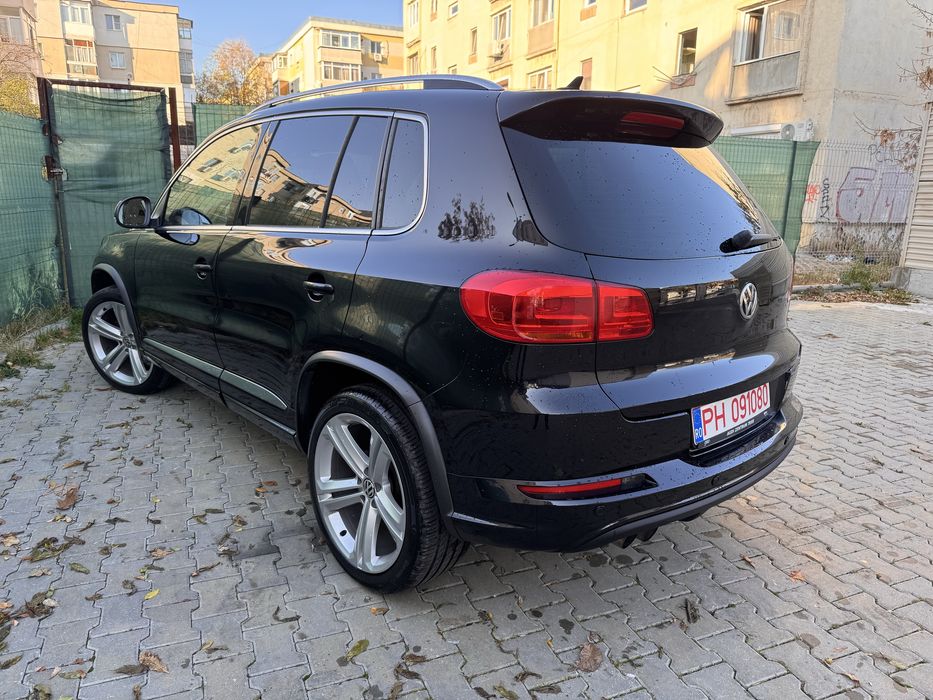 Volkswagen Tiguan R-Line/2.0Tdi/4x4/automat/carte service/Euro 5