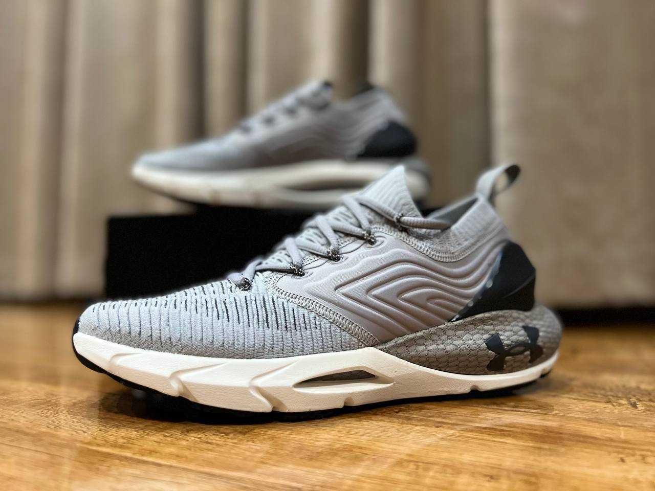 Under Armour HOVR Phantom 2 мужские кроссовки РАЗМЕР 40,44