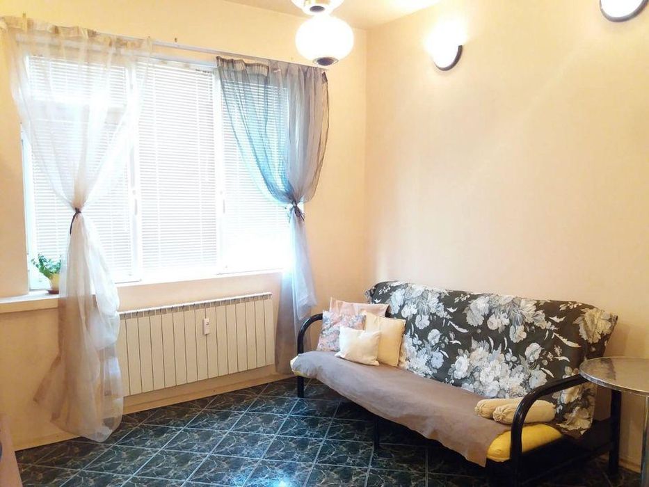 Дава се под наем Двустаен апартамент в София, Център - 80 кв.м за 575 € - Снимка #1