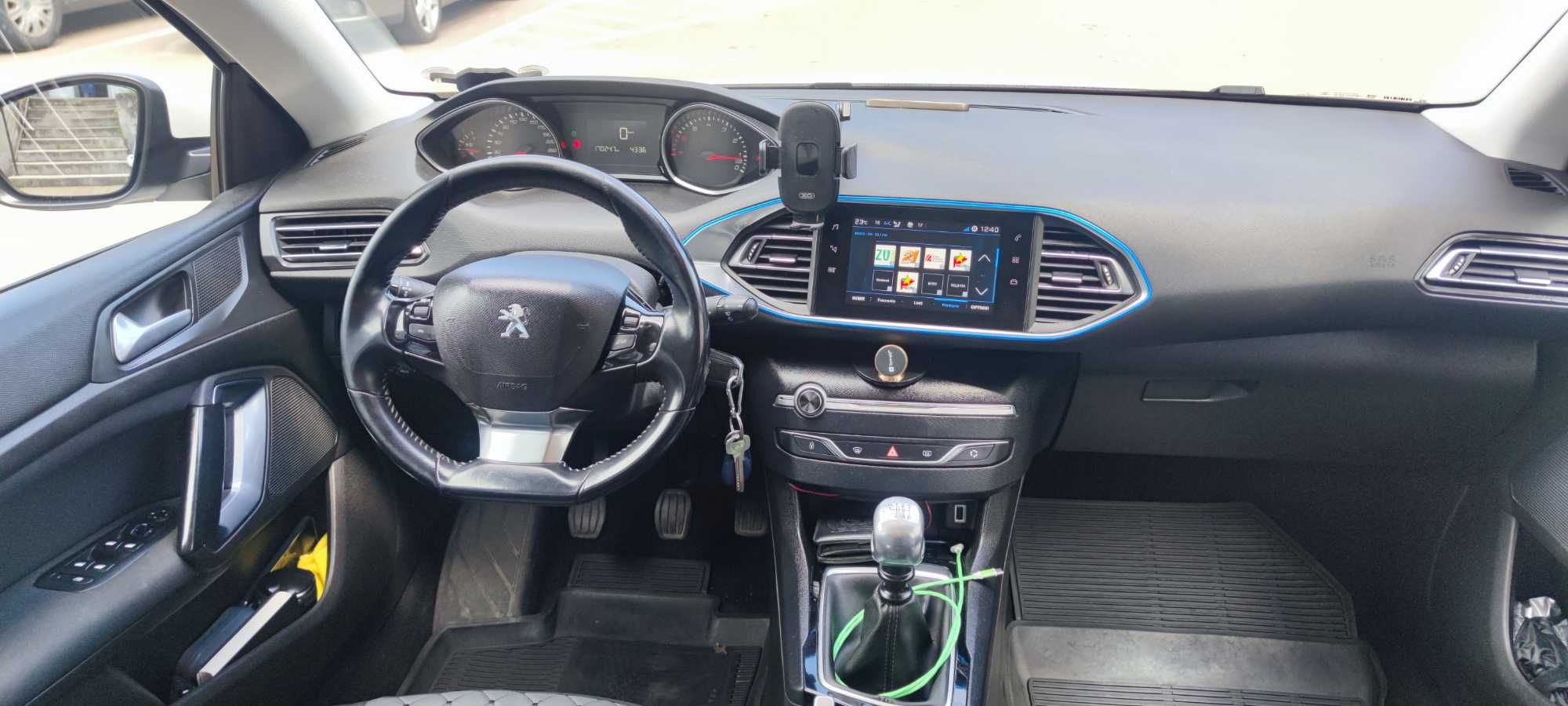 Peugeot 308, 1.2 benzina PourTech,110 CP