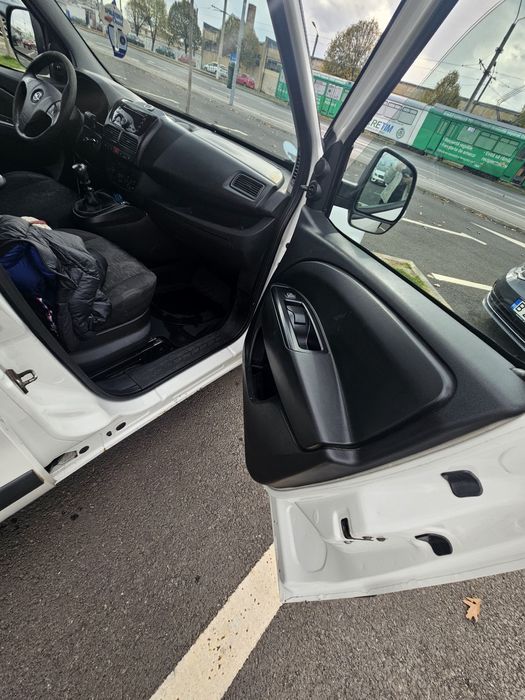 Vind Opel Combo 16. Diesel