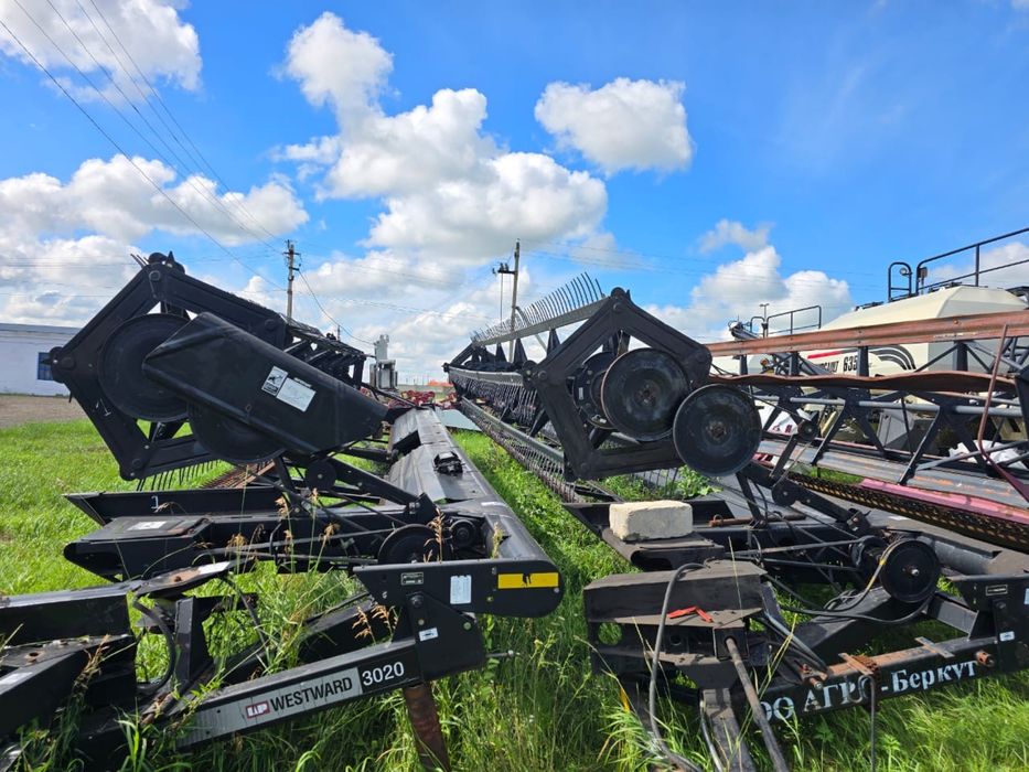 Продается жатка Макдон