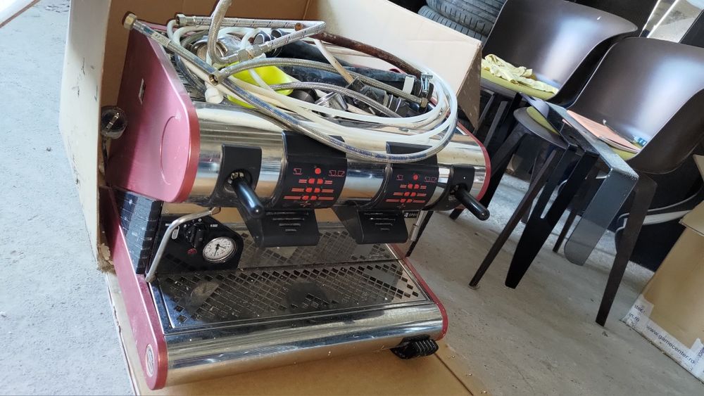 Vând expresor de cafea San marco