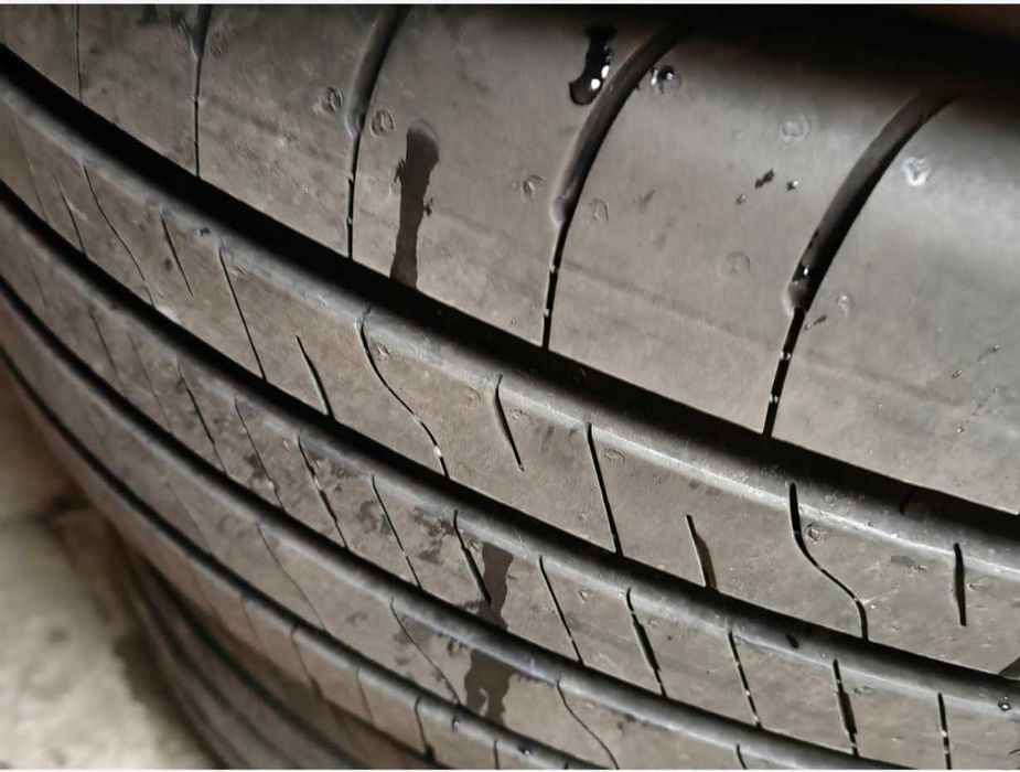 Set 4 anvelooe vara Good Year Efficient Grip Performance 2 215/55/R18