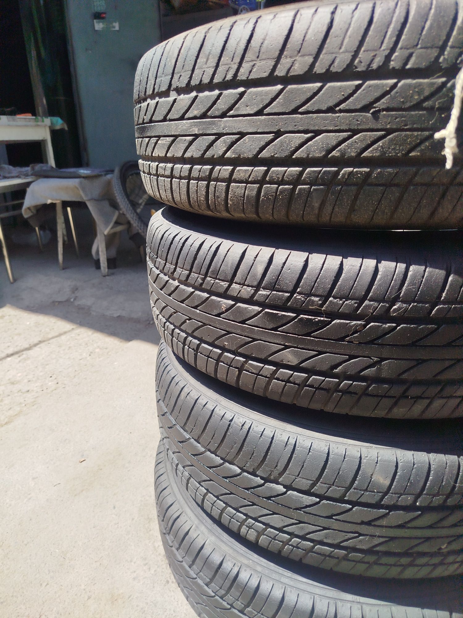 Продам шины Жигули матис13