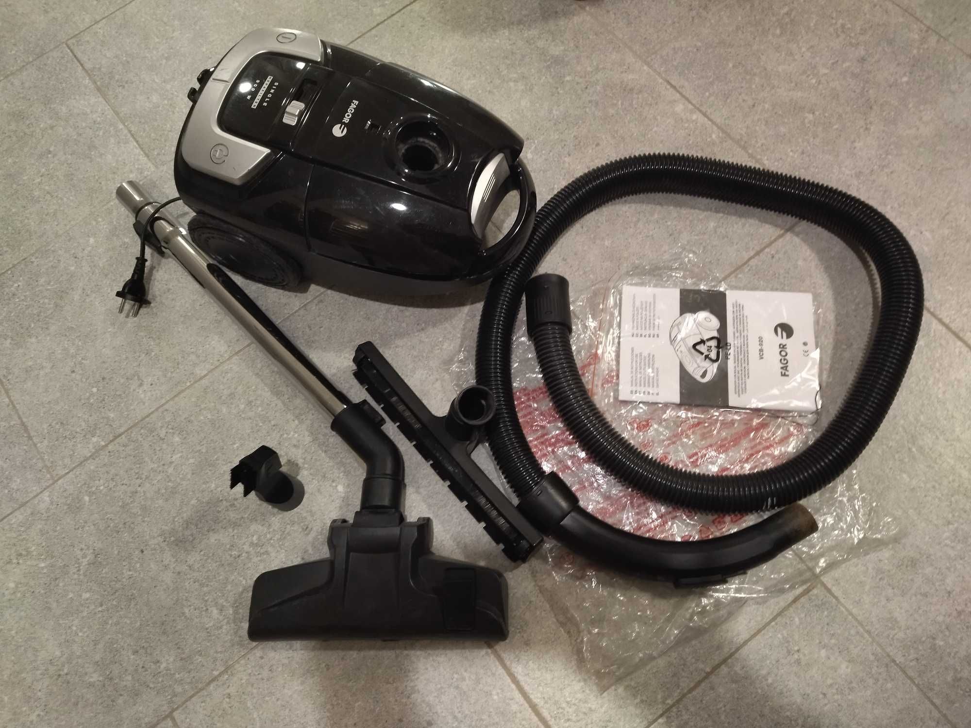 Прахосмукачка Fagor VCB-920