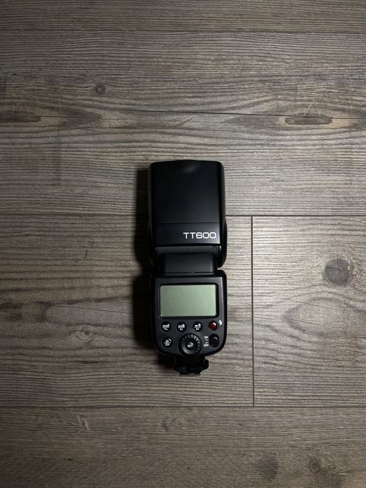 Светкавица Godox tt600