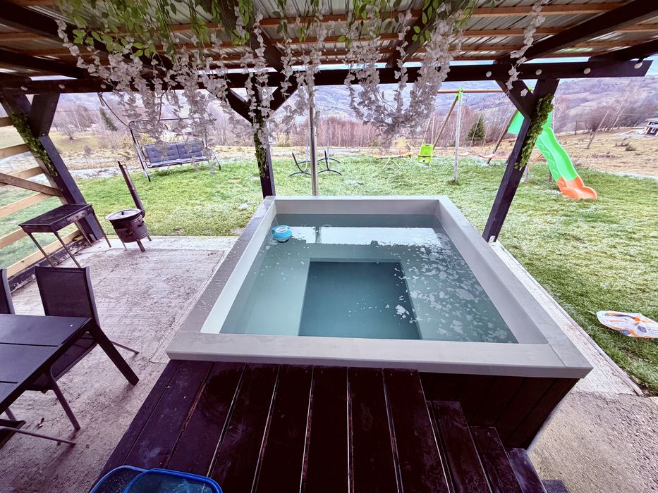 Cabana A frame ,minipiscina acoperita,acceptam vouchere vacanta