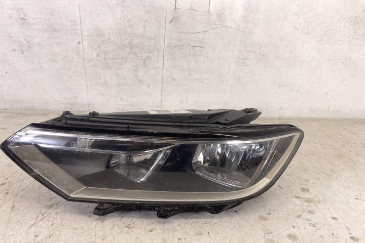 Far Stanga halogen avariat Volkswagen VW  Passat  B8 2014 2015 2016 20