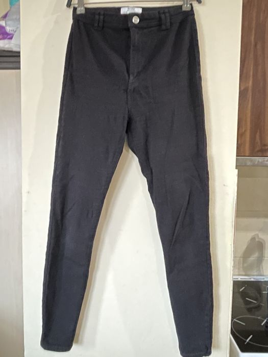 Лот дамски черни панталони Bershka