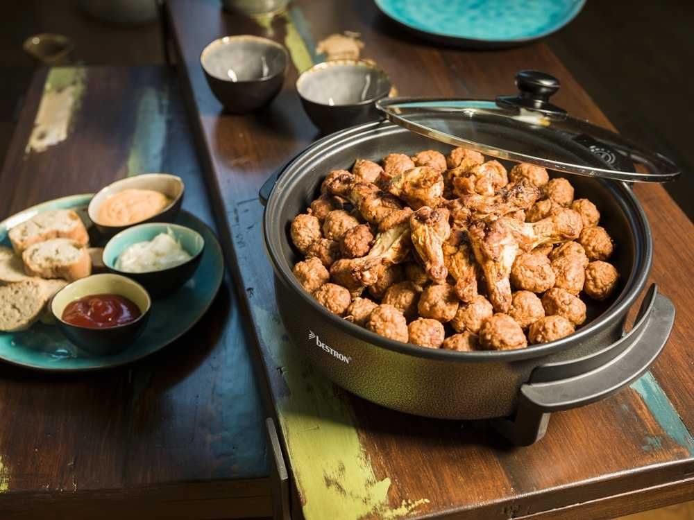 Електрически тиган Bestron Electric Party Pan AHP1200, 1500 W, черен
