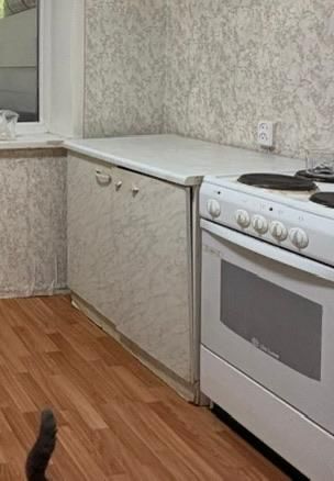 продам электрическую плиту