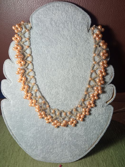 Продам ожерелье ручной работы