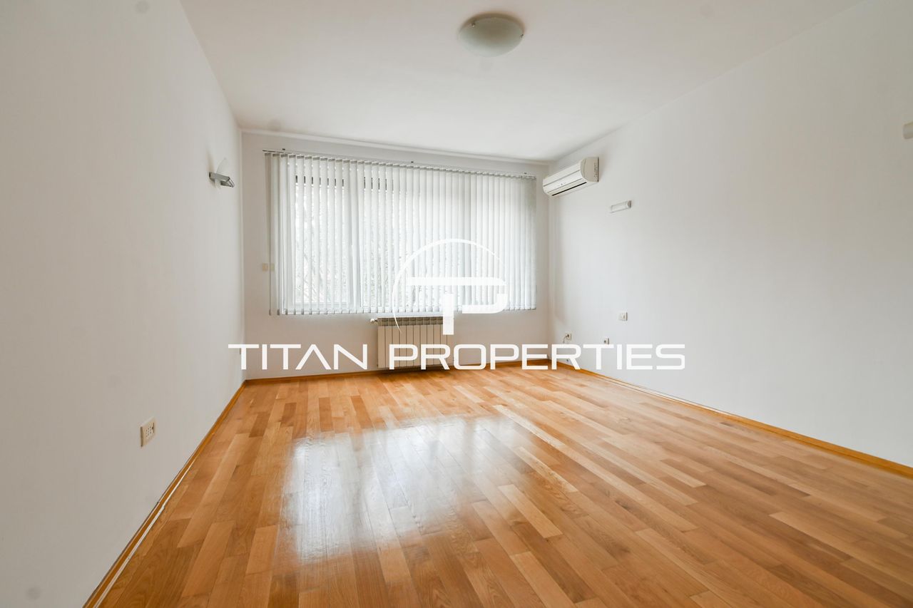 Дава се под наем Офис в София, Лозенец - 260 кв.м за 2200 € - Снимка #11