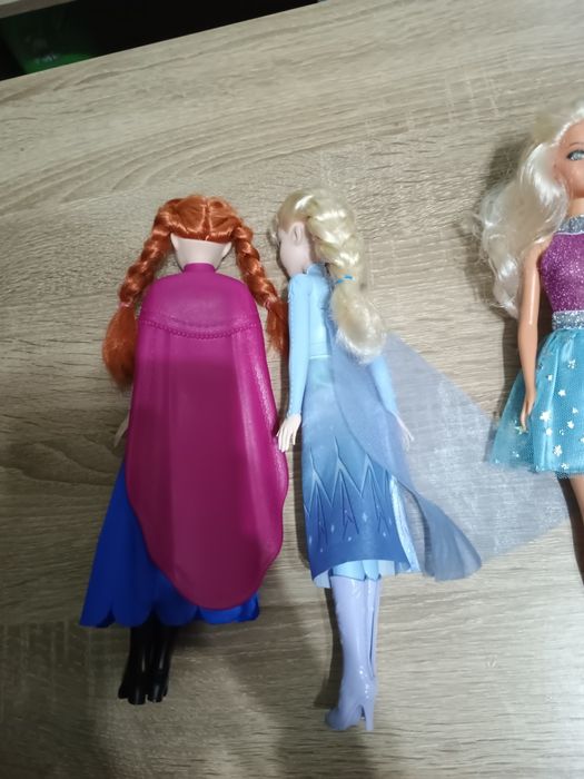 Păpuși Elsa și Ana-Frozen