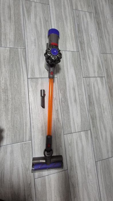 Vand aspirator dyson pentru copii