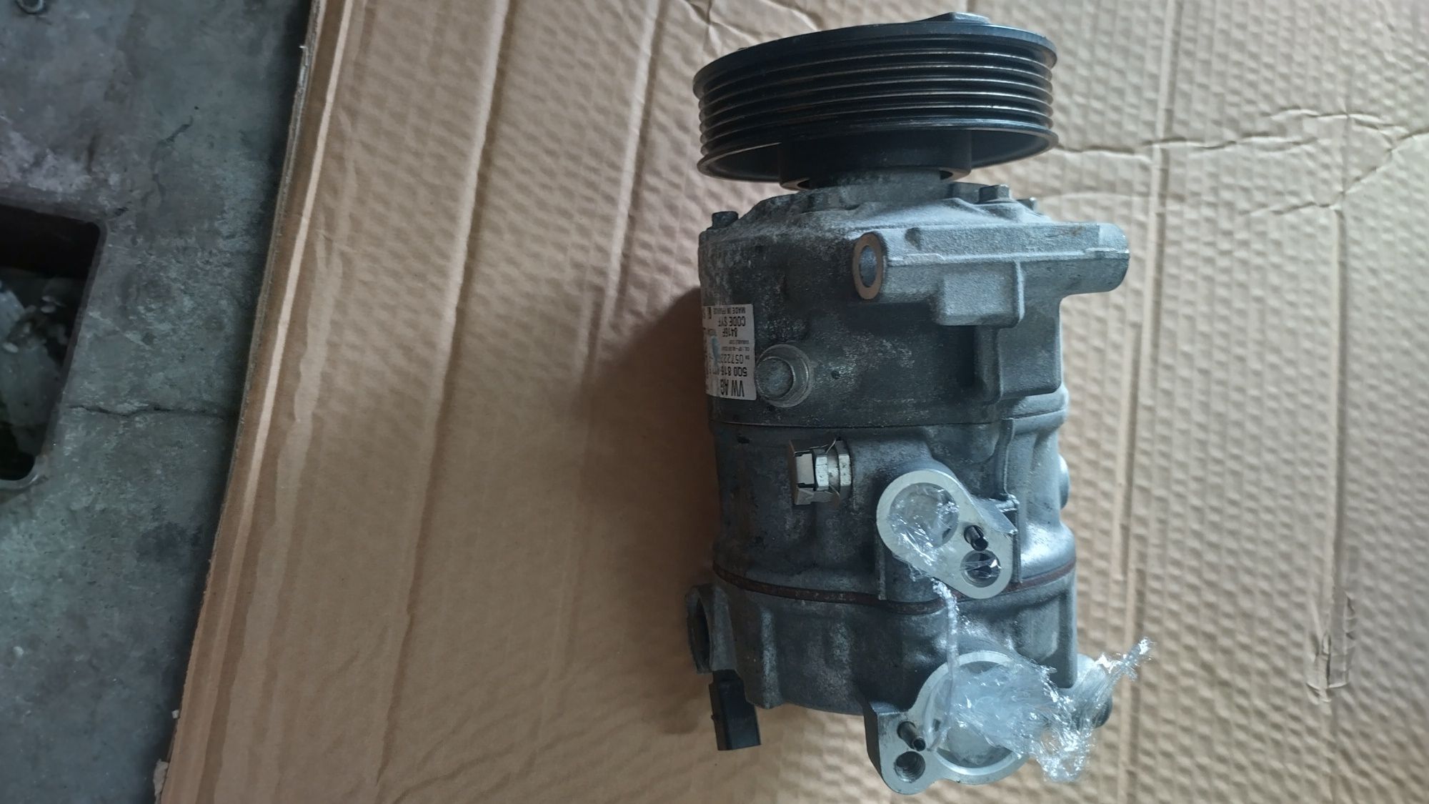 Compresor clima audi Volkswagen Skoda Seat 5Q0816803F