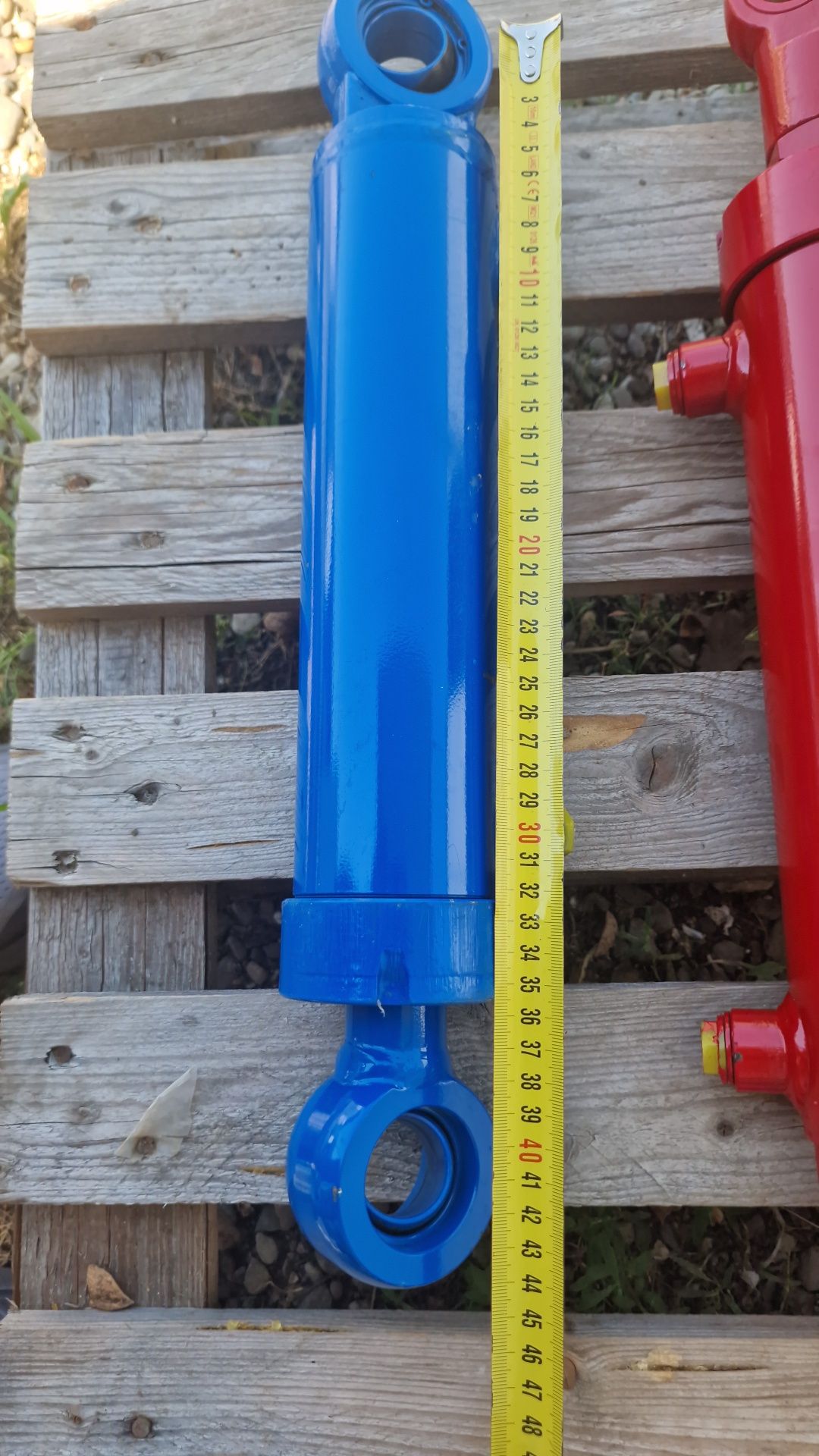 Cilindru hidraulic 420 mm respect 460 mm tija 35 mm grosime pret 550 l