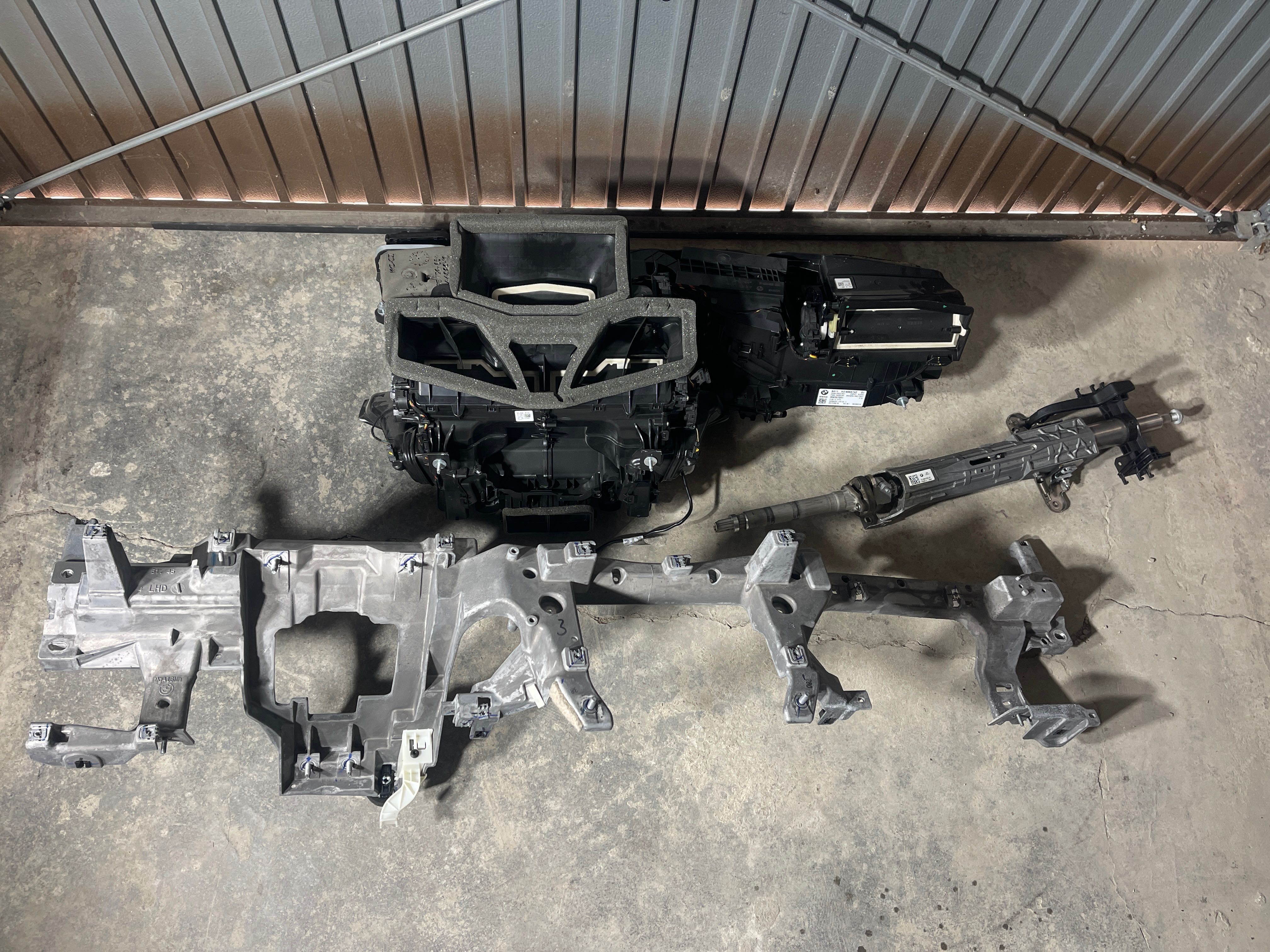 Cadru bord  aeroterma plansa bord bmw seria 5 G30 G31 seria 7 g11 g12
