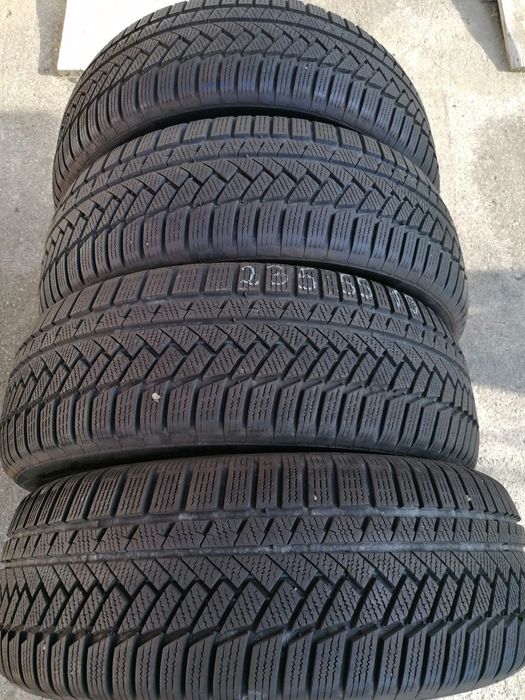 Vând 4 anvelope iarnă continental 235.55.19