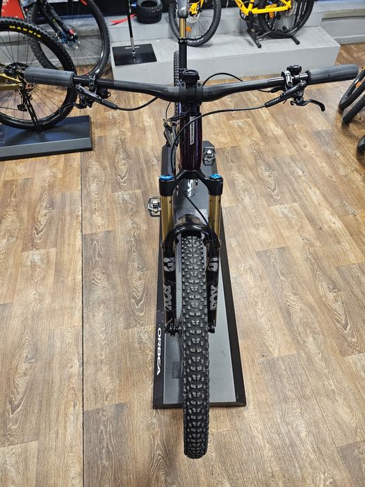 Bicicleta electrica carbon Orbea Rise M-Team 29"