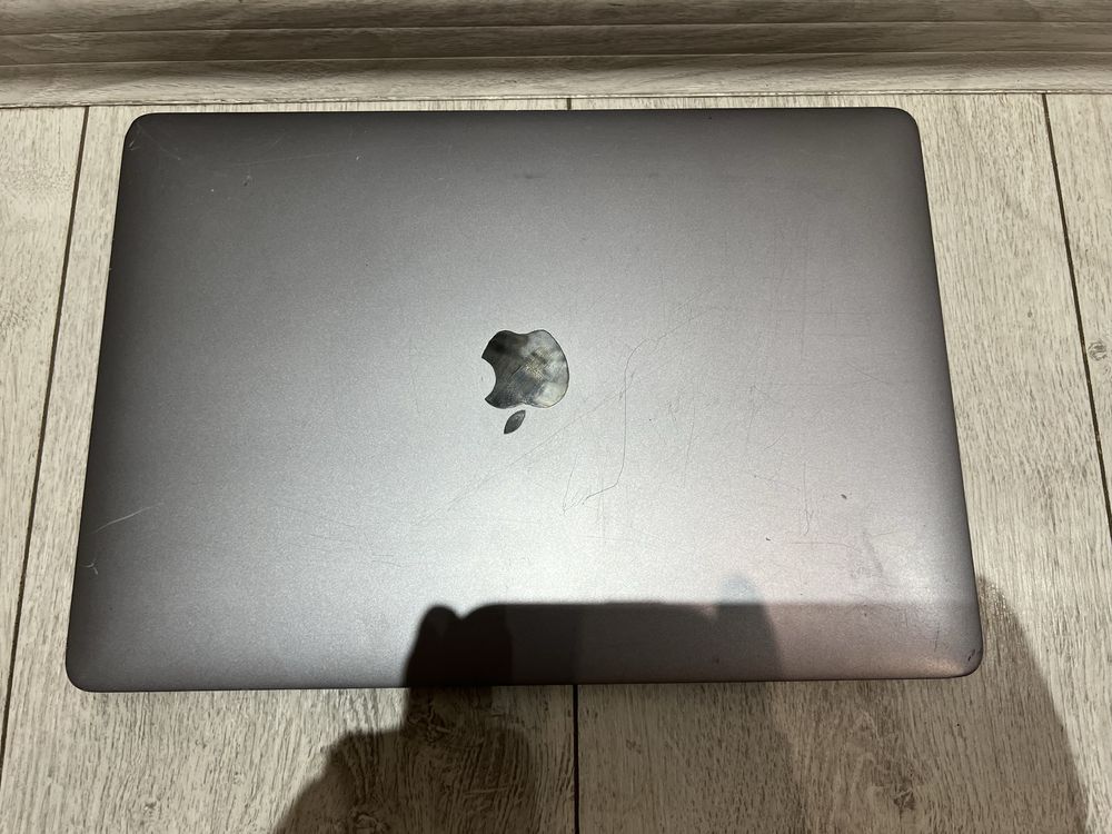 Apple Macbook Pro 2018 13" Core i5 Ram 6 256 SSD
