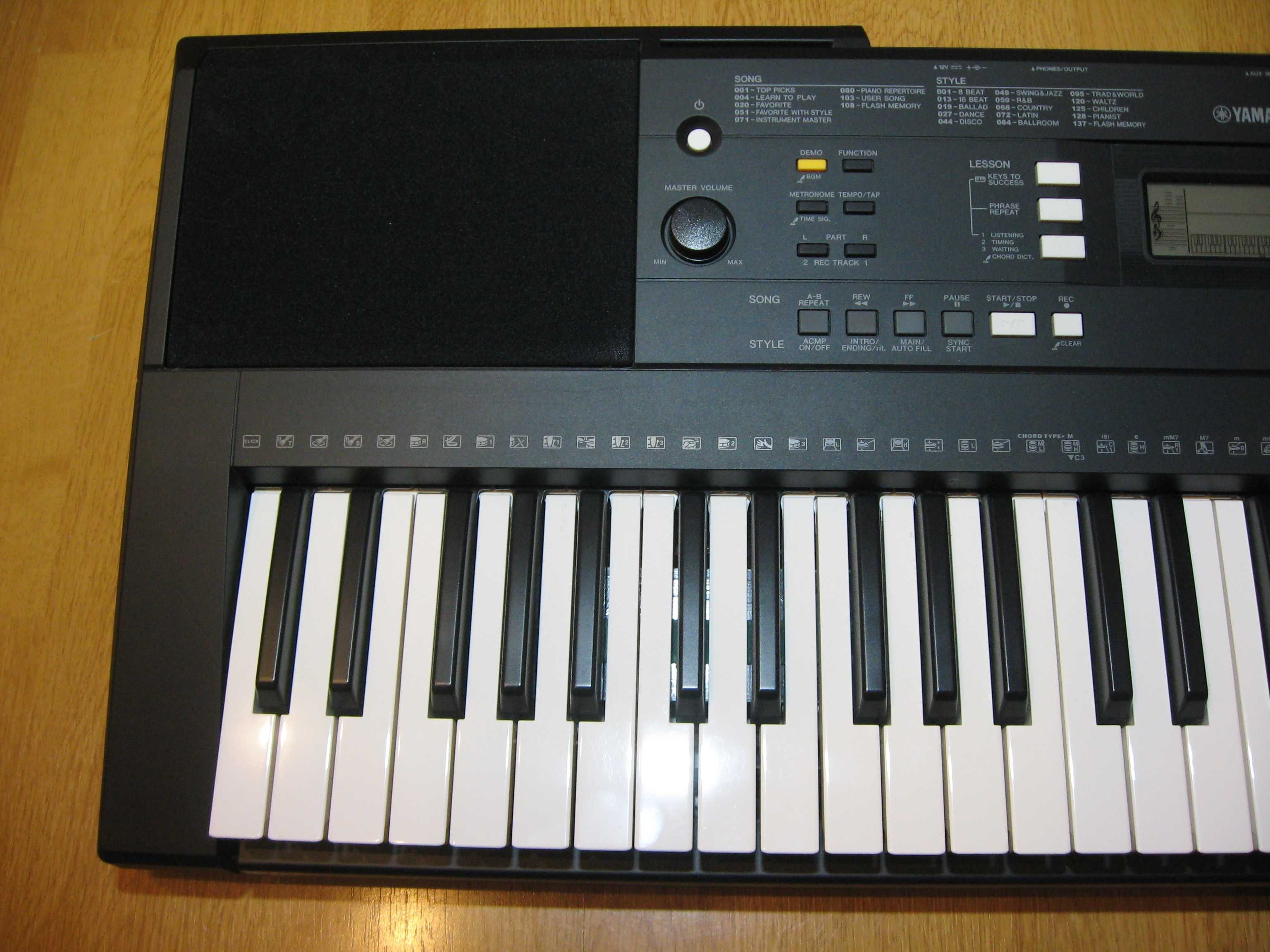 Vand Yamaha PSR E343