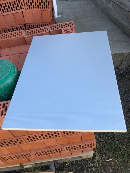 Продам столешницу 80*60см в хорошем состоянии