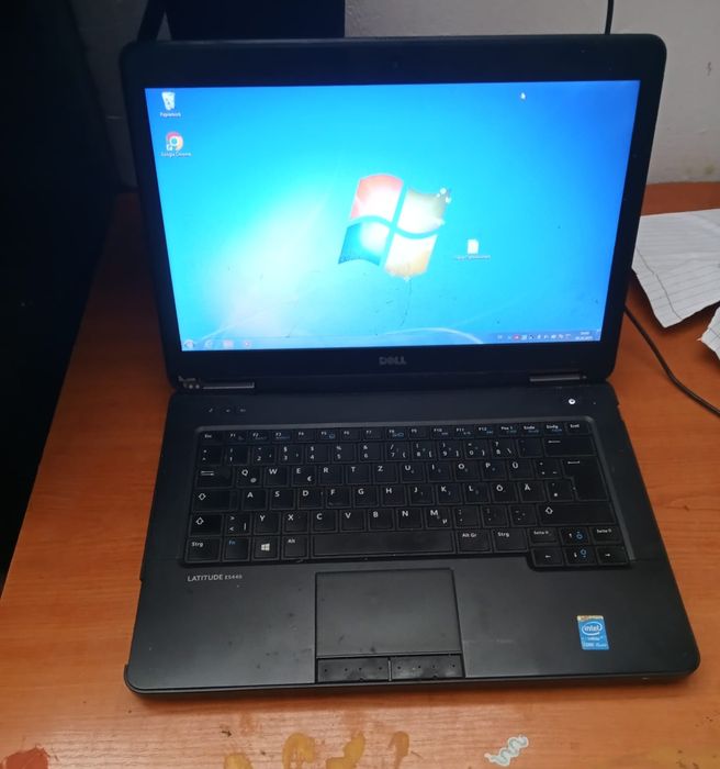 Vand Laptop Dell
