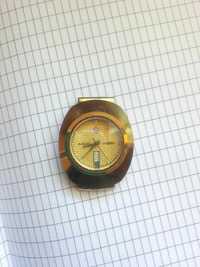 Швейцарски часовник Rado DiaStar Oval "Old Original"