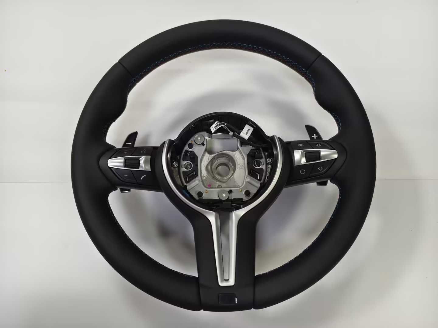 Кожен M Спортен Волан BMW F20/F30/F33/F36/F87/M2/F80/M3/F82/F83/F15
