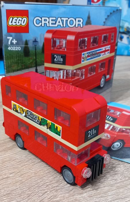 Autobuz Lego Creator 40220