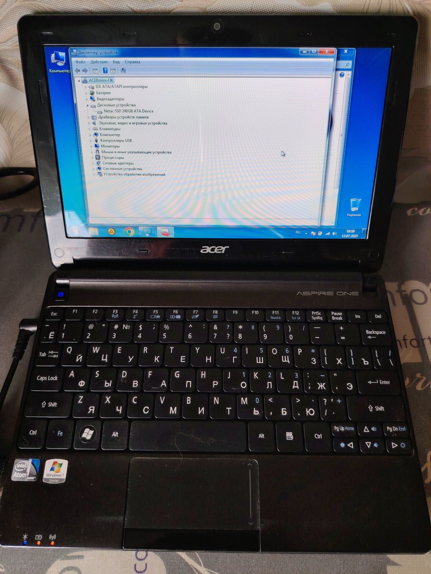 Нетбук Acer Aspire one