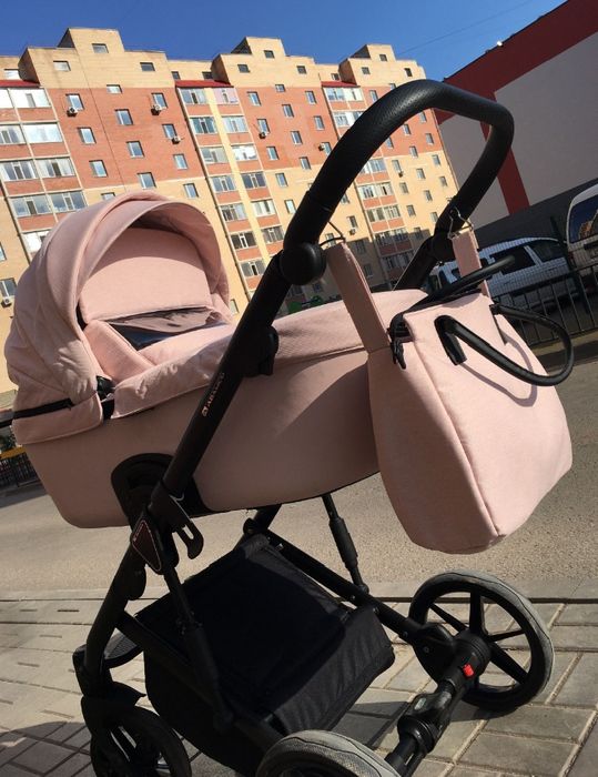 Коляска Adamex. Lux сегмент.