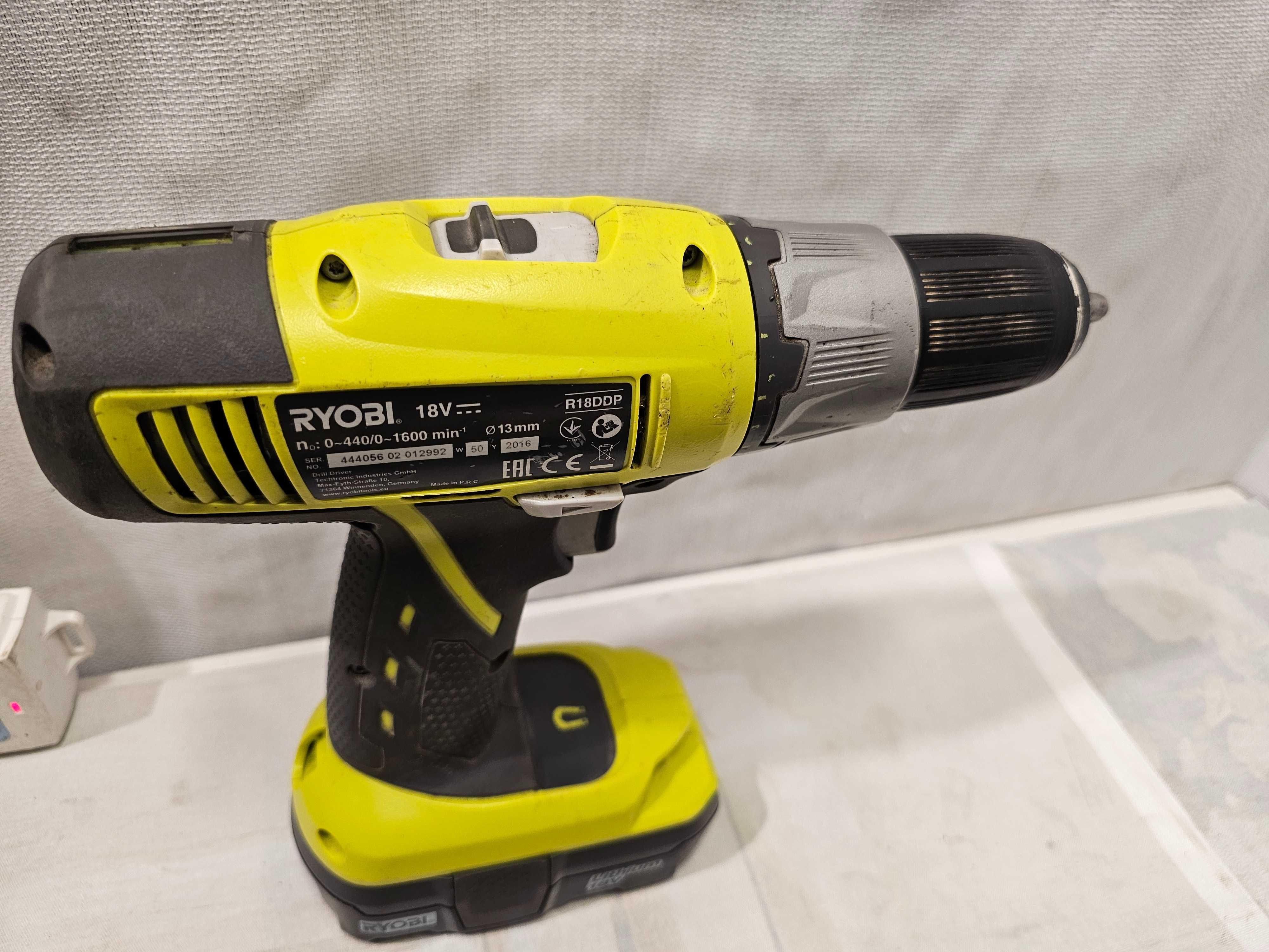 Defect filentanta Ryobi R18DDP