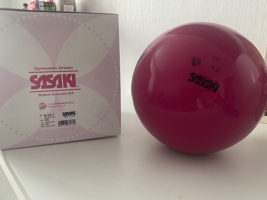 Продам гимнастический мяч.