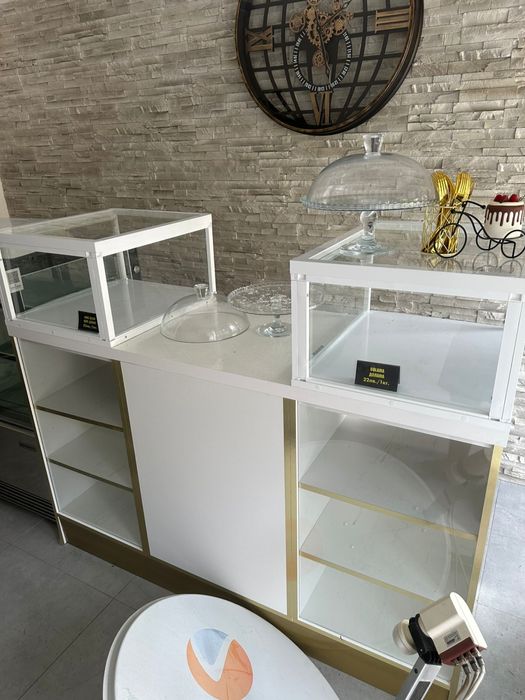 Витрина за баклава