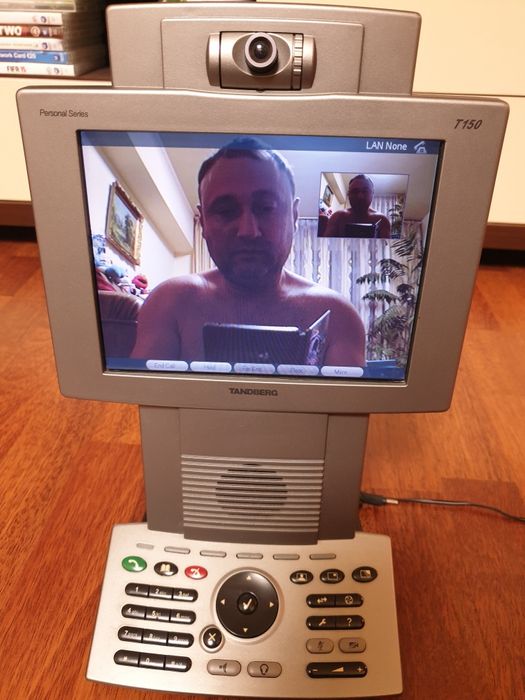 Video telefon persoane fără auz