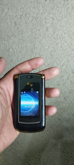Продаётся телефоны motorola nokia и sony ericsson