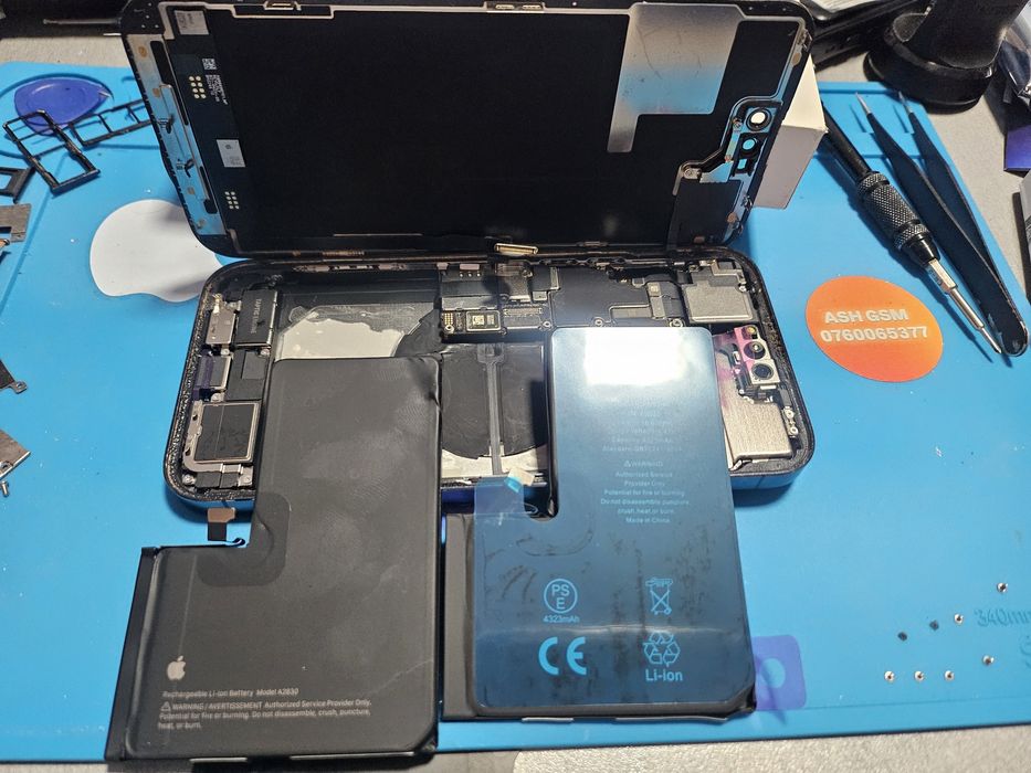 Inlocuire baterie iphone 14 Pro Max